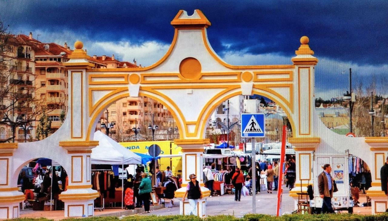 Aurinko 1 Tranquilo Y Agradable Apartamento En Los Boliches ฟูเอนฮิโรลา ภายนอก รูปภาพ